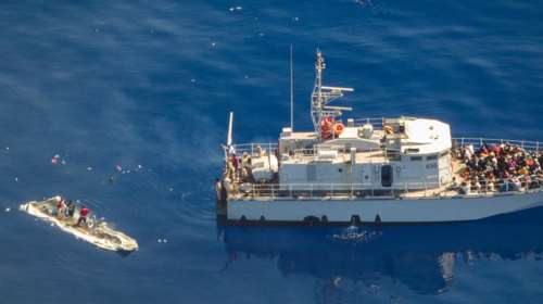 Διασώθηκαν 290 μετανάστες ανοικτά των ακτών της Λιβύης