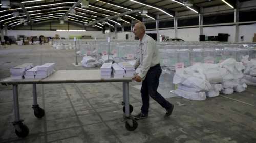 Θεσσαλονίκη: Διπλάσιο το εκλογικό υλικό λόγω πολλών υποψηφίων