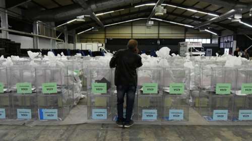 Πιθανότητες «προοδευτικής συμμαχίας» στο ΕΚ δίνει η Ολλανδία