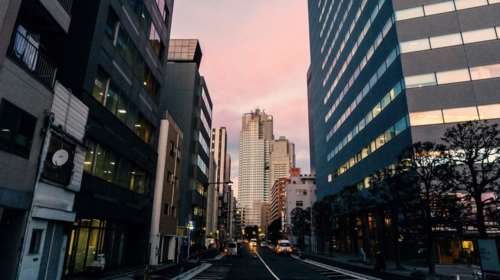 Σεισμική δόνηση 5 Ρίχτερ ταρακούνησε το Τόκιο