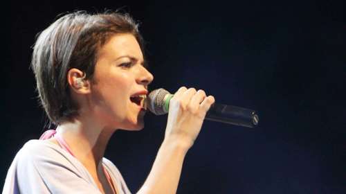 Η Ανδριάνα Μπάμπαλη σκεφτόταν επί 15 χρόνια το γάμο της