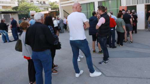 Exit poll: Πώς ψήφισαν νέοι, συνταξιούχοι και αναποφάσιστοι