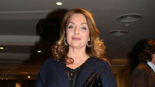 Άντζελα Γκερέκου: Φωτογραφίζεται με τη μητέρα και τον ολόιδιο αδελφό της