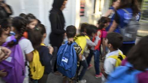 ΕΕ: Συστάσεις στην Ελλάδα για τα ασυνόδευτα προσφυγόπουλα