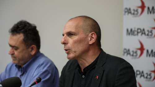 Γ. Βαρουφάκης: Θα συνεργαζόμουν και με ΣΥΡΙΖΑ και με ΝΔ