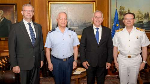 Αιφνιδιαστική παραίτηση στο υπ.Αμυνας του επικεφαλής των ΜΟΕ με την Τουρκία