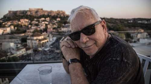 Ο γερόλυκος της ροκ Έρικ Μπάρτον στο Ηρώδειο τον Σεπτέμβριο