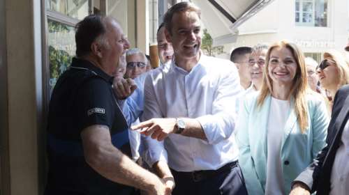 Με μήνυμα ενότητας η περιοδεία Μητσοτάκη στα Δωδεκάνησα