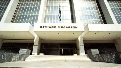 Καταγγελίες - βόμβα Ι. Αγγελή για υπουργό «Ρασπούτιν» και Novartis