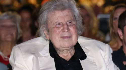 Πούτιν: Στον Μίκη Θεοδωράκη το ρωσικό μετάλλιο &quot;75 χρόνια από τη Νίκη στον Μεγάλο Πατριωτικό Πόλεμο&quot;