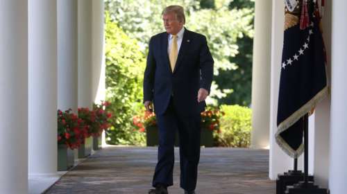 Ο Τραμπ κατηγορεί τους New York Times για «προδοσία»