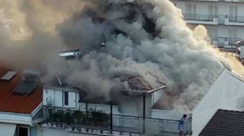 Ιωάννινα: Απεγκλωβίστηκαν ηλικιωμένοι από φλεγόμενο διαμέρισμα