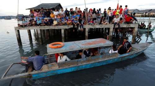Ναυάγησε πορθμείο ανοικτά της Ιάβας - Τουλάχιστον 15 νεκροί