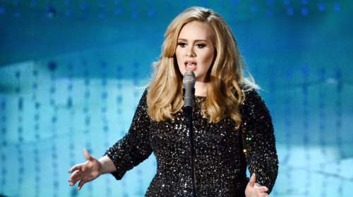 Η &quot;νέα&quot; Adele μετά το διαζύγιο: πόσο αδυνάτισε &amp; η ανανεώθηκε
