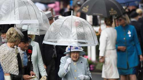 Πόσο στοιχίζει η ομπρέλα της βασίλισσας Ελισάβετ;