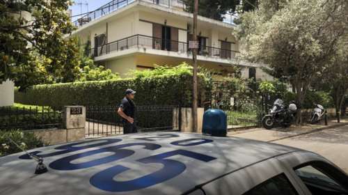 Τραγωδία στην Αγ. Παρασκευή: Σκότωσε τον πατέρα της &amp; πήγε να αυτοκτονήσει