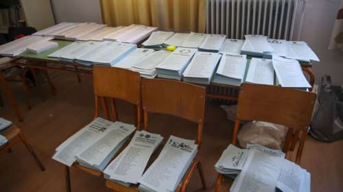 Πόσα κόμματα και συνασπισμοί θα συμμετάσχουν στις εκλογές της 7ης Ιουλίου