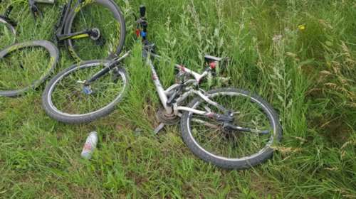 Σφοδρή σύγκρουση ΙΧ με 6 ποδηλάτες -  Δύο νεκροί