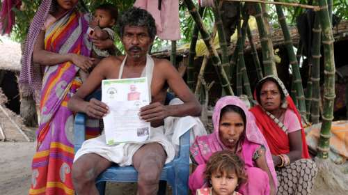 Ινδία: Εχασαν τη ζωή τους 129 παιδιά από οξεία εγκεφαλίτιδα