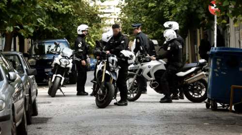 Ανήλικοι έκλεβαν εκκλησίες στην Πλακα - Δύο συλλήψεις