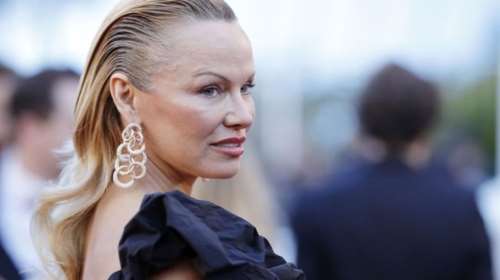 Καταρρακωμένη η Πάμελα Αντερσον φεύγει από το Παρίσι: Εγκαταλείπει τον Ραμί