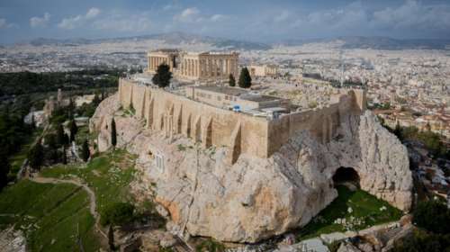 Der Standard: Οι Συντηρητικοί υπόσχονται μειώσεις φόρων στην Ελλάδα