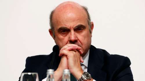 Ντε Γκίντος: Ολα ανοικτά για τη νομισματική πολιτική της ΕΚΤ