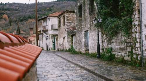 ΔΙΑΛΟΓΟΙ ΙΣΝ: «Επιστροφή στις Ρίζες»