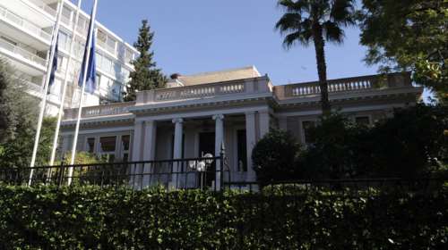 Σύσκεψη Μαξίμου: Στην ΕΡΤ από τη νέα χρονιά ΑΕΚ, ΠΑΟΚ και ΟΦΗ