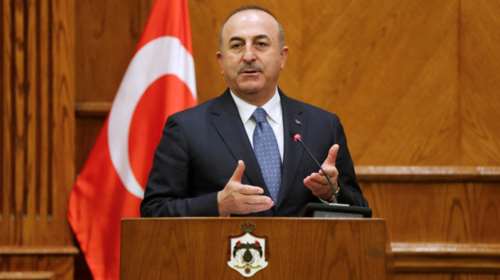 Σε τρεις γλώσσες συνεχάρη ο Τσαβούσογλου τον Μητσοτάκη