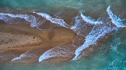 Καύσωνας την Τρίτη με 42άρια αλλά και τοπικές μπόρες στη Βόρεια Ελλάδα