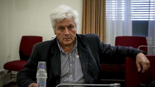 Στη Βουλή ο Παπαχριστόπουλος, εκτός ο Κουρουμπλής