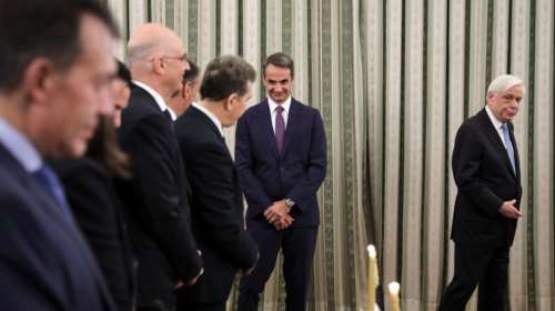 Eπιχείρηση &quot;στενά κοστούμια&quot;: Οι πρώτες οδηγίες στο υπουργικό