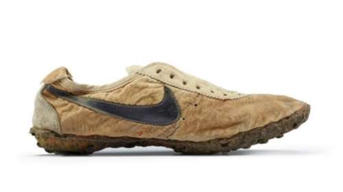 160.000 δολάρια για τα πρώτα αθλητικά παπούτσια της Nike. Δείτε εικόνες.