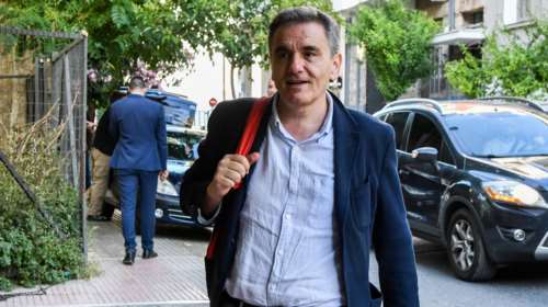 CNBC: Και ο Τσακαλώτος υποψήφιος για διευθυντής του ΔΝΤ