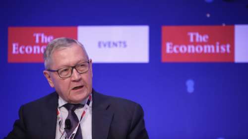 Ο Ρέγκλινγκ συνδέει τη μείωση φόρων με μείωση στο αφορολόγητο