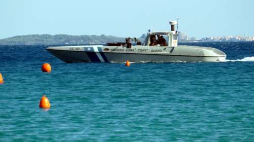 Διάσωση λέμβου με 47 μετανάστες ανοιχτά της Αλεξανδρούπολης