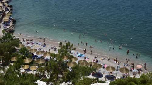 Αίθριος καιρός με το θερμόμετρο έως 35 βαθμούς