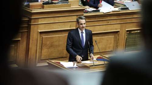 Οι εξαγγελίες Μητσοτάκη και οι &quot;κόκκινες&quot; γραμμές των κομμάτων