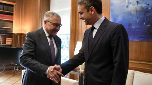 Ρέγκλινγκ (ESM) : Πιστεύω ότι η κυβέρνηση έκανε καλή αρχή