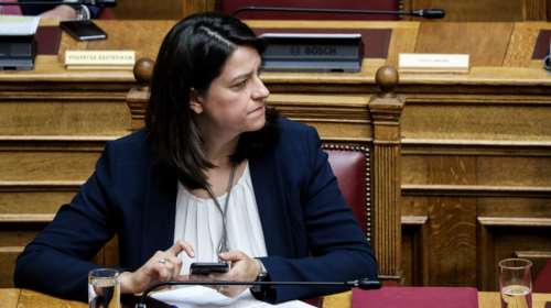 Κεραμέως: Ελάχιστη βάση εισαγωγής στα πανεπιστήμια