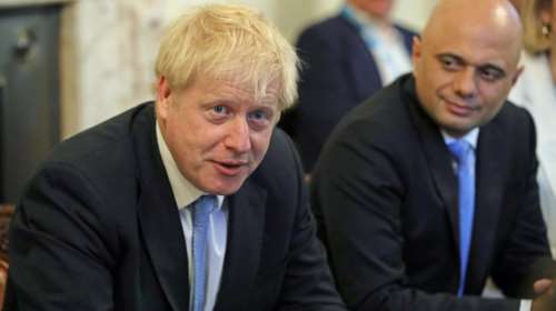 Τζόνσον σε Γιούνκερ: Να εξαλειφθεί το backstop