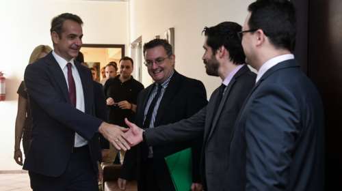 Στο υπουργείο Αγροτικής Ανάπτυξης ο Κυριάκος Μητσοτάκης