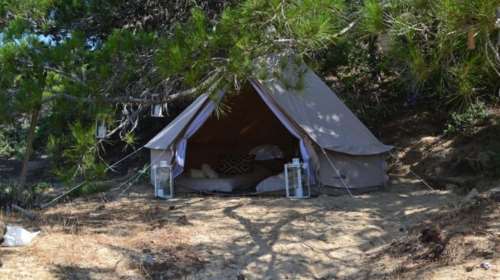 Απίστευτο: Νοίκιαζαν ...θέσεις ελεύθερου κάμπινγκ στη Γαύδο μέσω airbnb