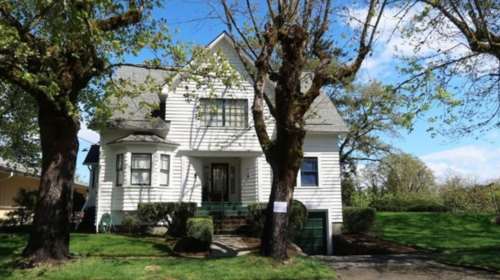 Nοικιάστε μέσω Airbnb το σπίτι της Μπέλα στο &quot;Twilight&quot;