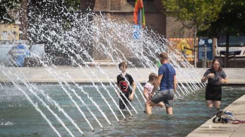 Στο &quot;κόκκινο&quot; ο υδράργυρος μέχρι και το τέλος Ιουλίου