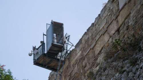 Μενδώνη: Να λειτουργήσει με ασφάλεια το αναβατόριο στην Ακρόπολη