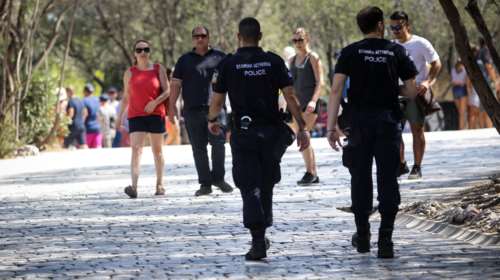 Έγκλημα Φιλοπάππου: Παρακαλούσε να μη τον σπρώχνουν,είπε η φίλη του θύματος