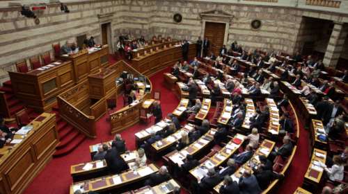 Πρώτη σύγκρουση στη Βουλή για την άρση ασυλίας του Πολάκη