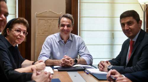 Επίσκεψη Μητσοτάκη στο υπουργείο Πολιτισμού